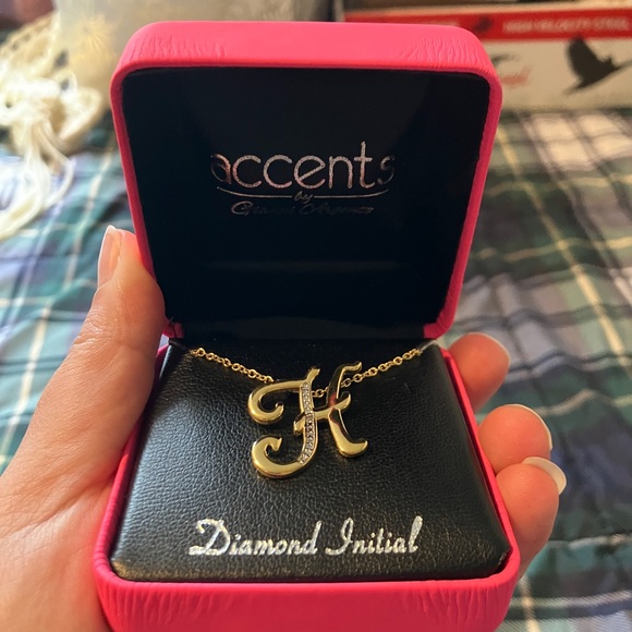 Jewelry - H Initial necklace